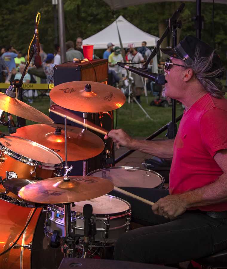 Bobby Friss Drummer