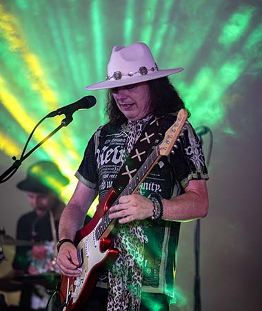 Anthony Gomes in the lights